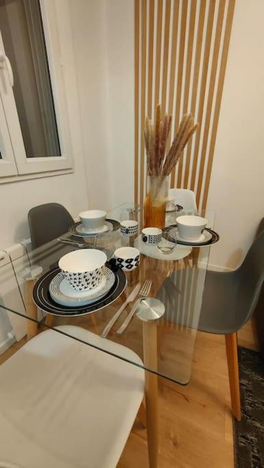 Joli Appartement Au Pied Du Tramway 博藏斯 外观 照片